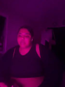 Snapshot of 1n0nlythroat chatting on February 26, 5:28 am 1n0nlythroat online show from February 26, 5:28 am