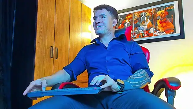 ALPHA DOMINUS  online show from November 19, 3:39 am