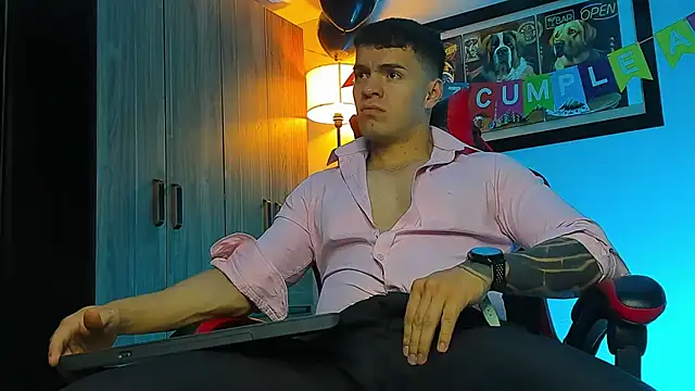 ALPHA DOMINUS  online show from November 24, 3:17 am