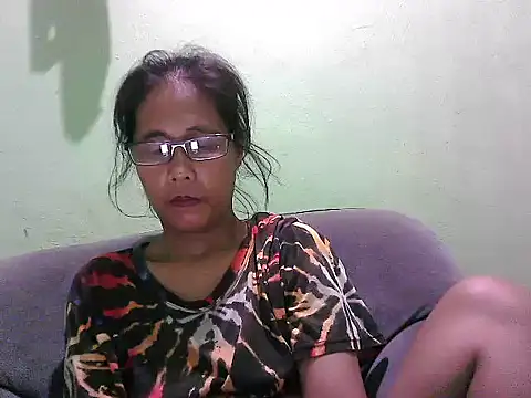 HotLadyPinay32 online show from April 8, 12:38 pm