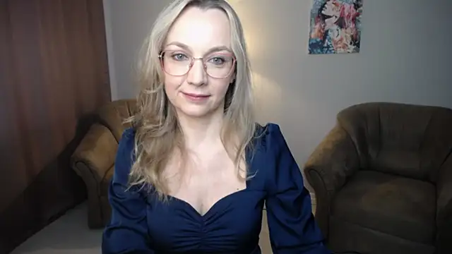 Snapshot of Ava_Elior chatting on June 29, 11:43 am Ava Elior online show from June 29, 11:43 am