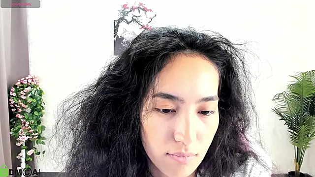 Snapshot of FlirtyAura chatting on October 27, 7:01 am FlirtyAura online show from October 27, 7:01 am