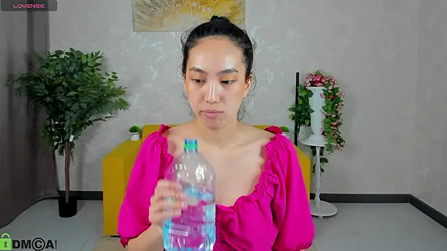 FlirtyAura online show from February 21, 3:51 am