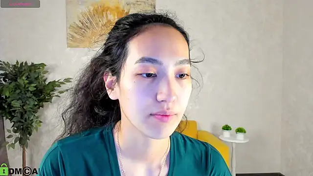 Snapshot of FlirtyAura chatting on April 24, 3:42 am FlirtyAura online show from April 24, 3:42 am