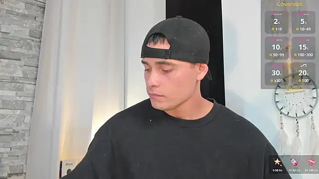 connorsmiith online show from October 21, 2:40 pm