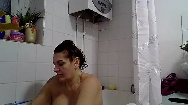 RubyyRosee online show from December 4, 9:34 pm