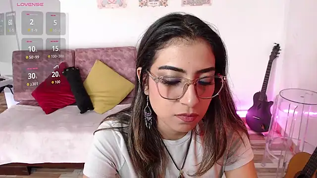 Susanahendrix online show from December 4, 6:16 pm