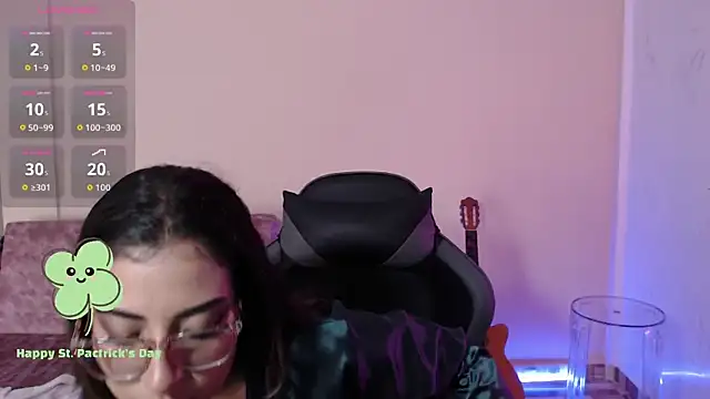 Susanahendrix online show from March 17, 6:11 pm