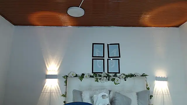 Megan 05  online show from October 7, 7:00 pm