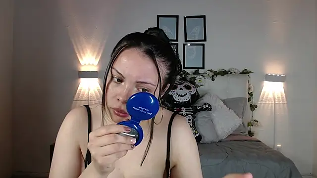 Megan 05  online show from November 15, 6:37 pm