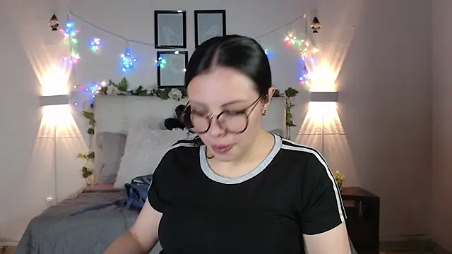 Megan 05  online show from March 29, 7:03 pm