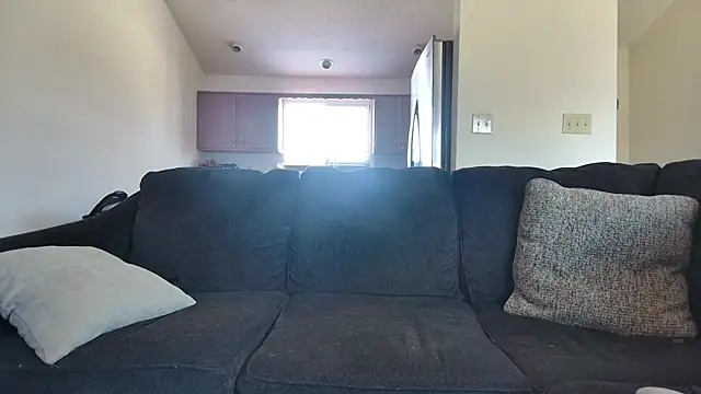 Snapshot of derekmontana2 chatting on February 27, 7:03 pm derekmontana2 online show from February 27, 7:03 pm