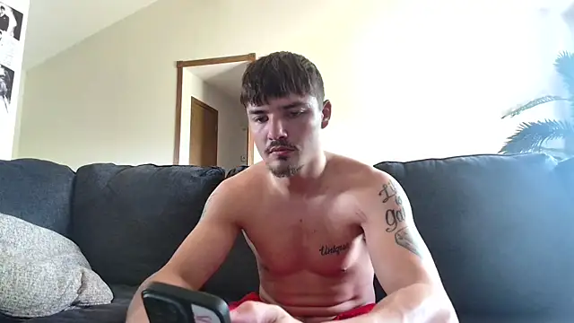 derekmontana2 online show from June 16, 7:49 pm