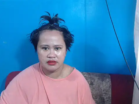 Snapshot of Marianne9822 chatting on December 1, 5:12 am Marianne9822 online show from December 1, 5:12 am