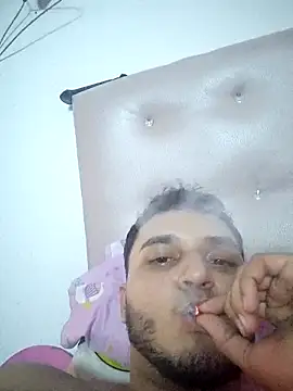 Snapshot of Hotguys111 chatting on September 24, 3:43 am Hotguys111 online show from September 24, 3:43 am