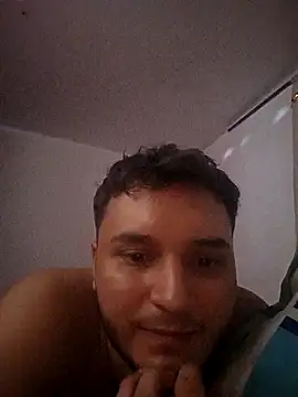 Snapshot of Hotguys111 chatting on September 26, 5:22 am Hotguys111 online show from September 26, 5:22 am