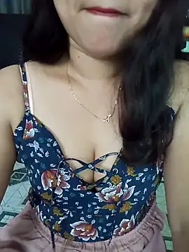 babyangela14 online show from September 29, 6:51 am