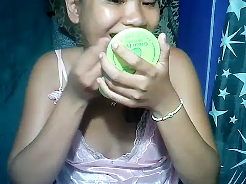 Snapshot of MorenaLovelyPinay24 chatting on April 23, 7:09 am MorenaLovelyPinay24 online show from April 23, 7:09 am