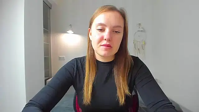 EmmaNorman online show from October 1, 8:04 pm