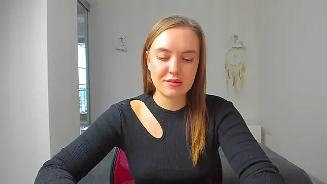 EmmaNorman online show from October 7, 8:33 am