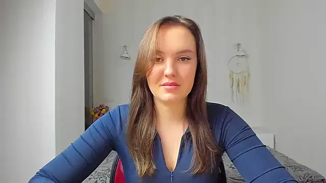 EmmaNorman online show from November 6, 4:19 pm