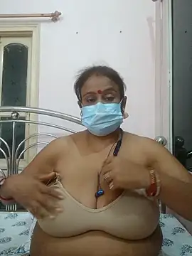 Snapshot of Barna_Love chatting on April 19, 5:56 pm Barna Love online show from April 19, 5:56 pm