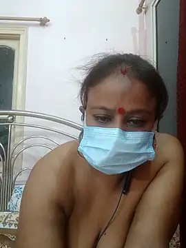 Snapshot of Barna_Love chatting on April 27, 6:39 pm Barna Love online show from April 27, 6:39 pm