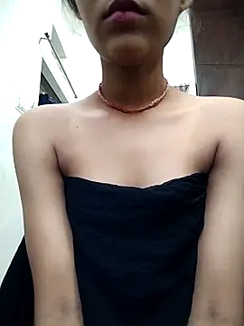 Naina 04 online show from September 22, 5:42 am
