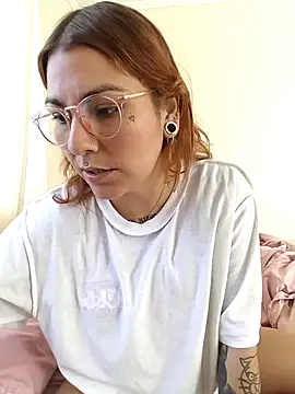 xjuanaxmaldadxxx online show from November 29, 12:30 pm