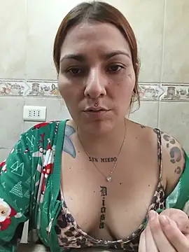 Snapshot of xjuanaxmaldadxxx chatting on May 31, 8:43 pm xjuanaxmaldadxxx online show from May 31, 8:43 pm