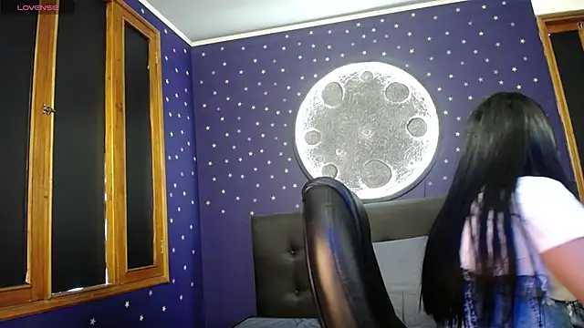 Snapshot of Megara_25 chatting on April 28, 5:29 pm Megara 25 online show from April 28, 5:29 pm