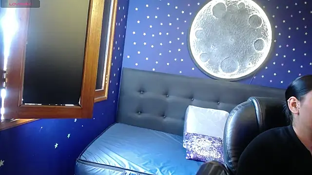 Megara 25 online show from July 18, 1:59 pm
