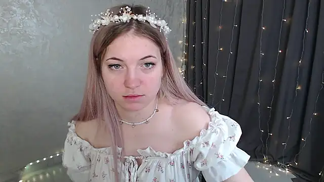 arlana klart online show from February 11, 6:40 am