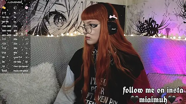 mia  yui online show from April 22, 6:53 pm