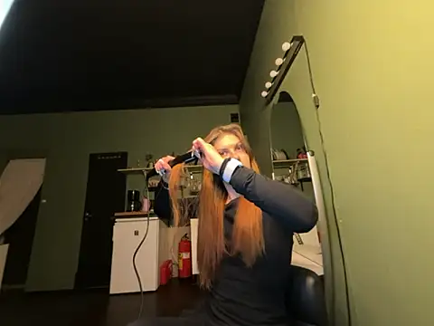 Snapshot of sash87350 chatting on November 26, 5:58 pm sash87350 online show from November 26, 5:58 pm