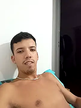 Snapshot of W33dbo chatting on February 23, 2:20 am W33dbo online show from February 23, 2:20 am