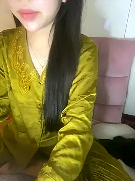 RubyBerry online show from November 14, 7:40 am