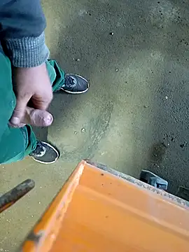 Snapshot of fickfreund019 chatting on October 22, 10:37 am fickfreund019 online show from October 22, 10:37 am