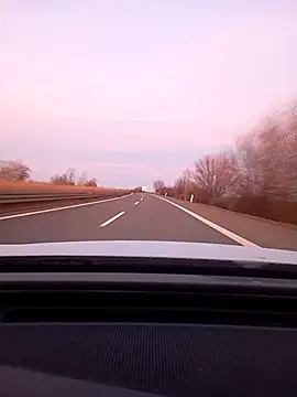 Snapshot of fickfreund019 chatting on December 14, 7:03 am fickfreund019 online show from December 14, 7:03 am