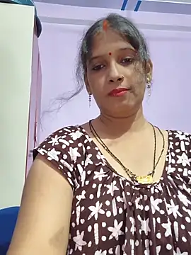 Snapshot of Sonalihot_ chatting on June 10, 6:12 am Sonalihot online show from June 10, 6:12 am