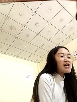 Snapshot of besa4 chatting on November 27, 3:41 am besa4 online show from November 27, 3:41 am