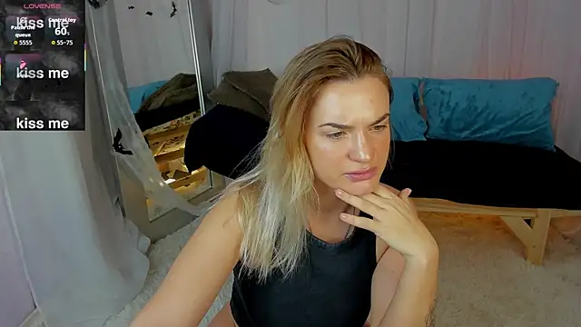 Marie Ellie online show from November 12, 1:28 am