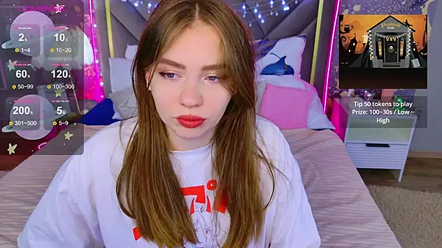 Moon  Bunny online show from October 18, 3:24 pm