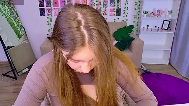 Moon  Bunny online show from April 8, 3:34 pm