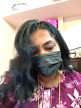 Snapshot of Tamil_Mithra chatting on November 13, 5:01 pm Tamil Mithra online show from November 13, 5:01 pm