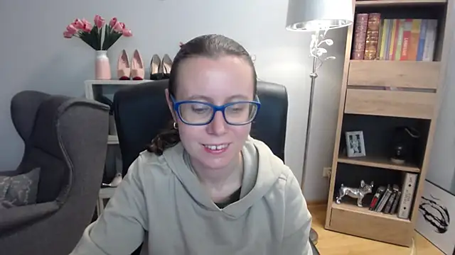 sweetxLizzy online show from November 18, 5:34 am