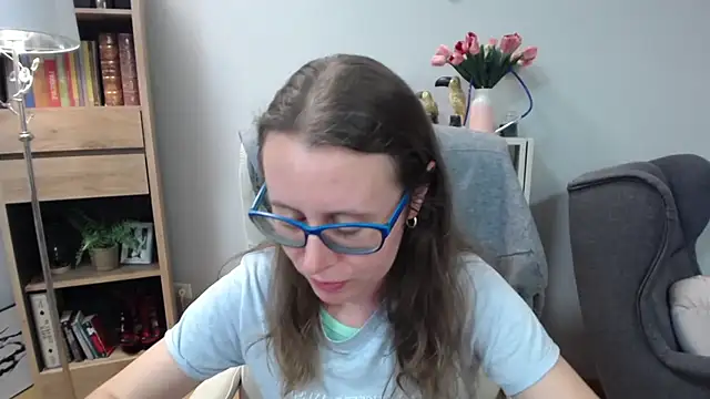 Snapshot of sweetxLizzy chatting on May 25, 4:29 am sweetxLizzy online show from May 25, 4:29 am