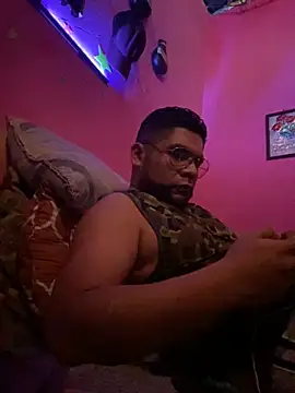 Snapshot of RandalHot chatting on October 21, 3:46 pm RandalHot online show from October 21, 3:46 pm