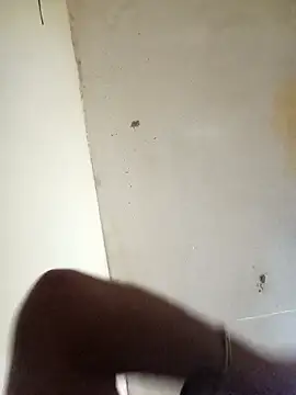 Snapshot of RandalHot chatting on November 30, 8:18 am RandalHot online show from November 30, 8:18 am