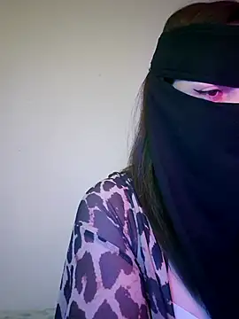 Snapshot of Lavanarabica chatting on October 13, 2:33 am Lavanarabica online show from October 13, 2:33 am